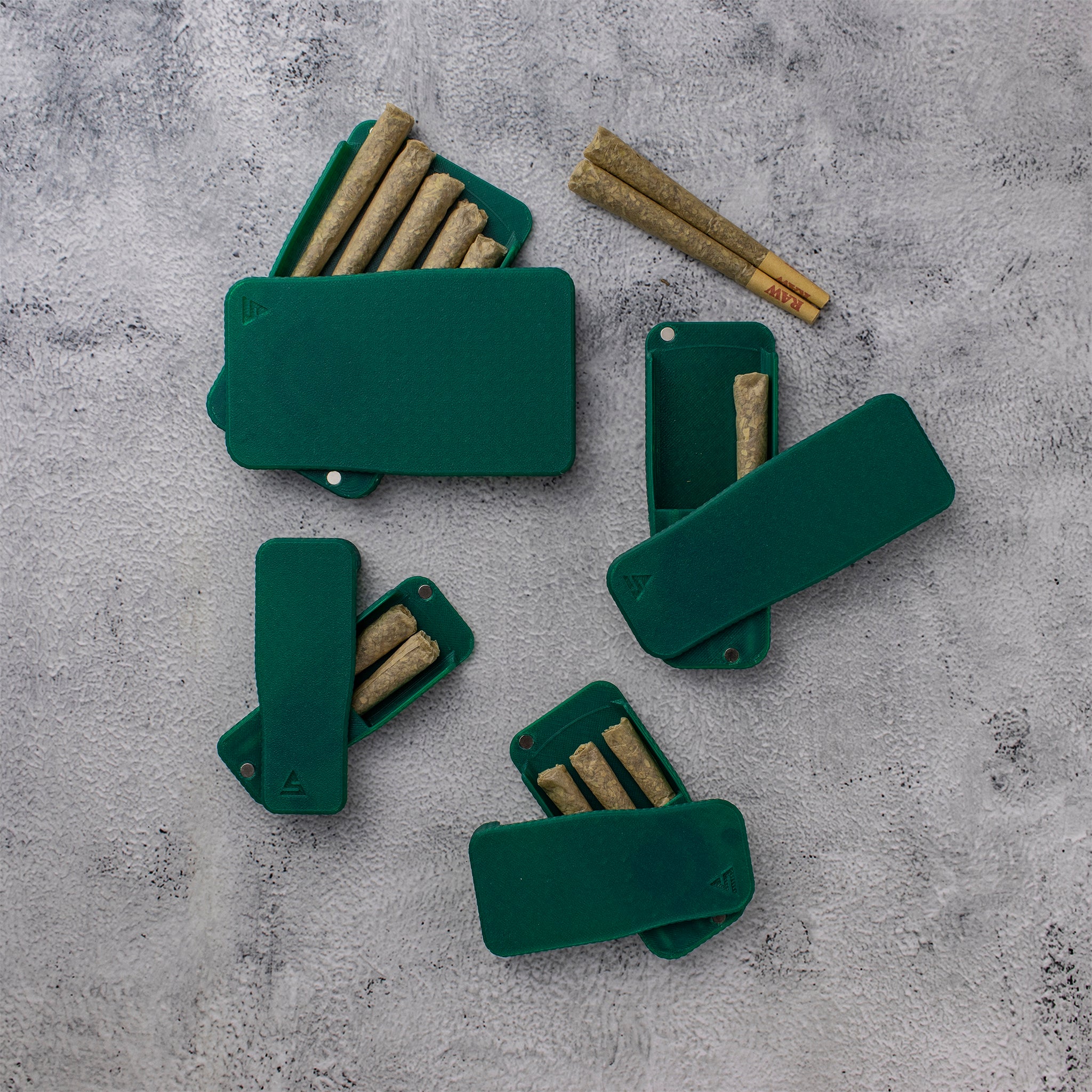 Flat-Lay-Dark-Green-Magnetic-Joint-Holder