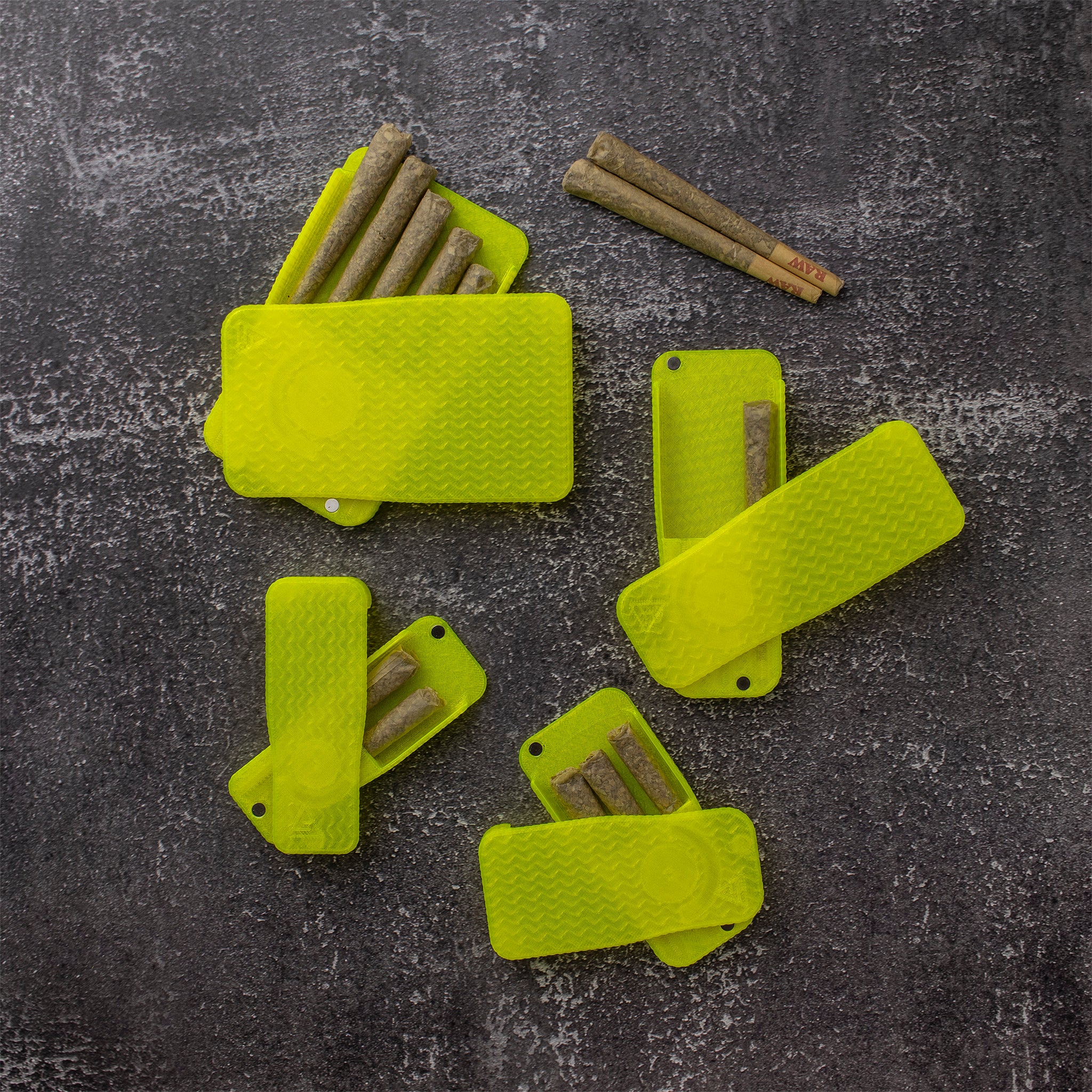 Flat-Lay-Neon-Yellow-Doob-Tube