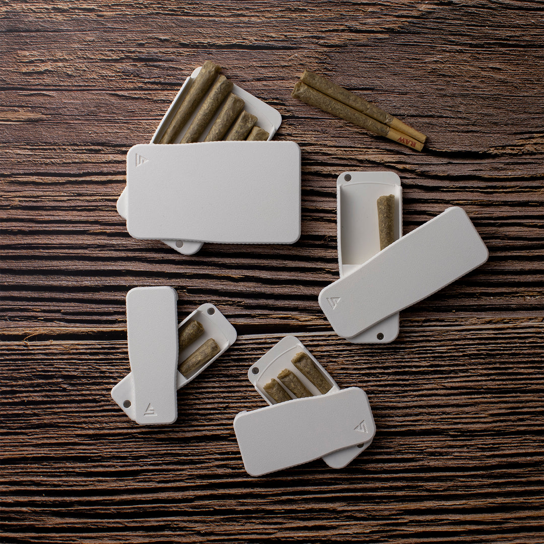 Flat-Lay-White-Sleek-Cigarette-Holder