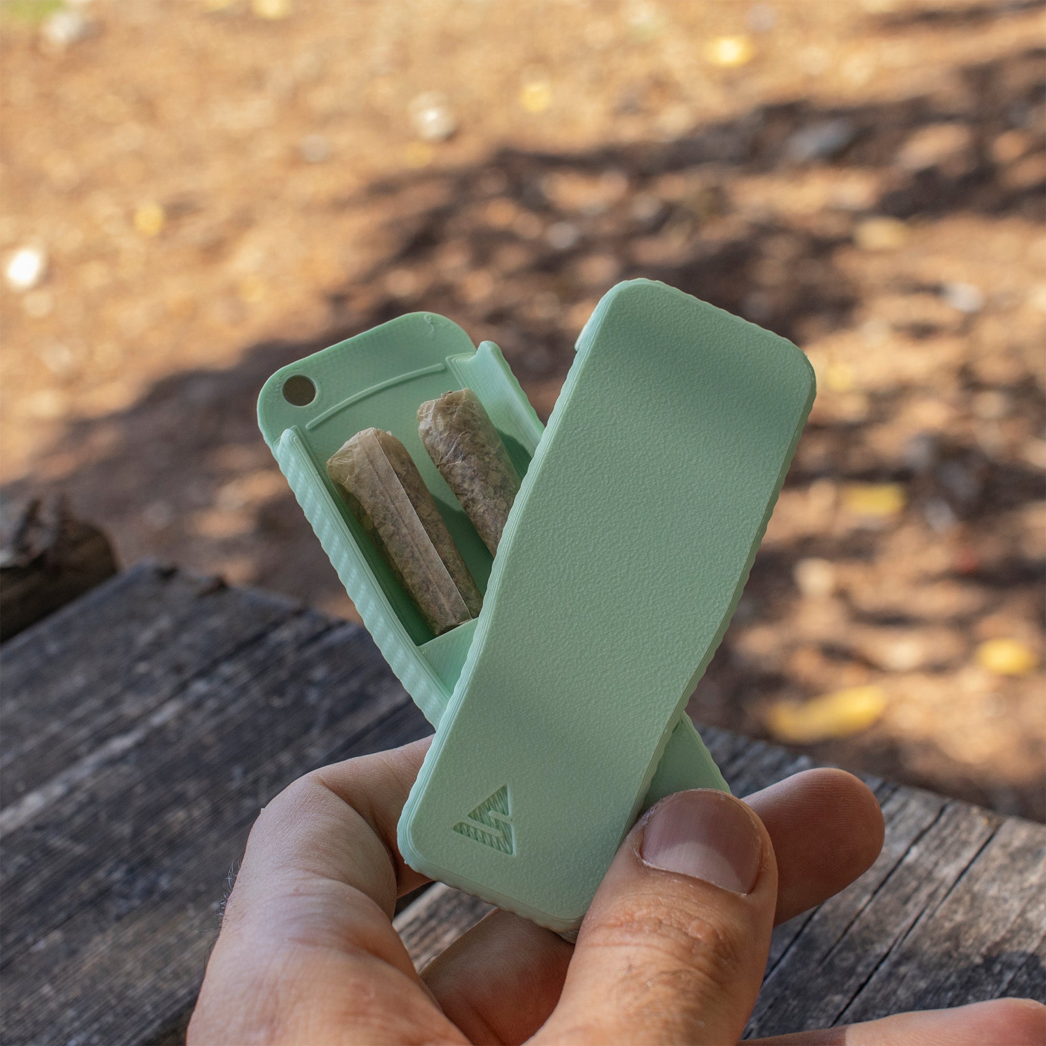 In-Use-Pastel-Mint-Cocktail-Portable-Joint-Container